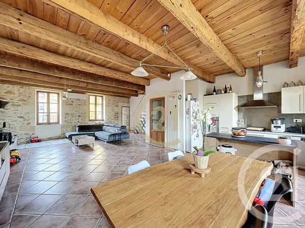 Maison 4 pièces 137 m²
