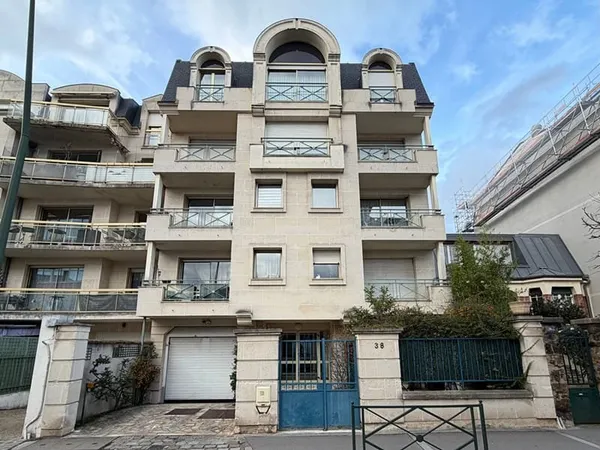 Appartement La Garenne Colombes Studio 27 m2