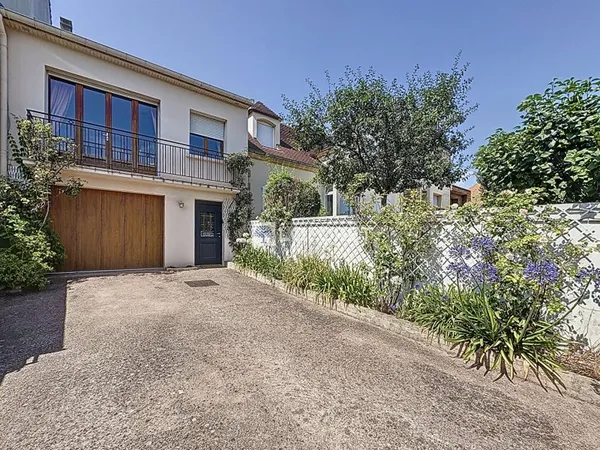 Maison 7 pièces 156 m²