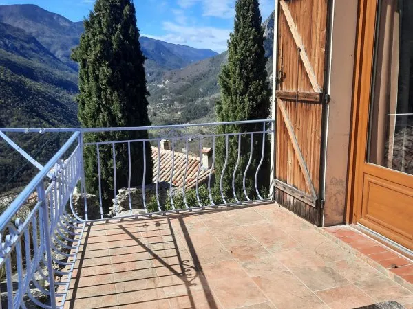 Maison 4 pièces plus dépendances sur un Terrain de 238 m2