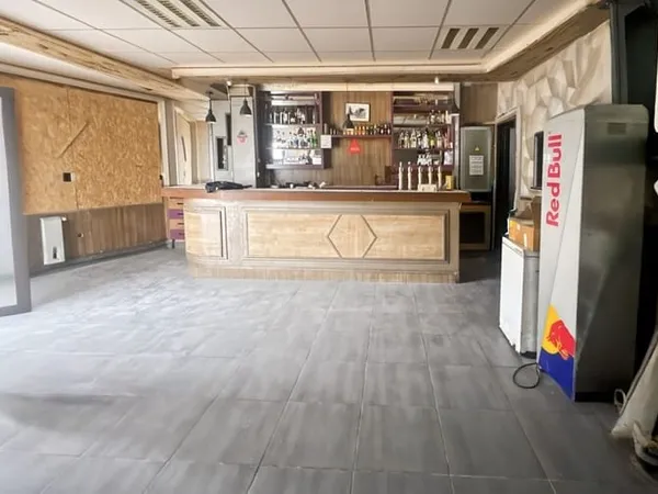 Local commercial 55 m²