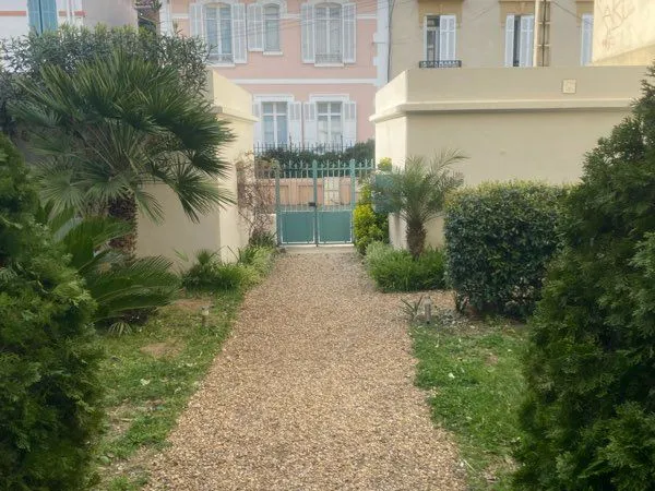 Appartement T4 Hyeres centre ville