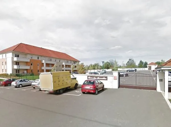 46300 GOURDON APPARTEMENT DE TYPE 2 VENDU LOUE AVEC PARKING