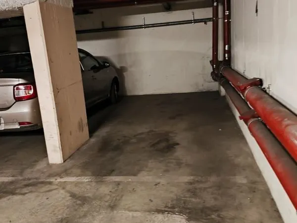 Loue emplacement de parking souterrain