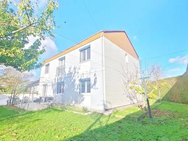Maison 8 pièces 107 m²