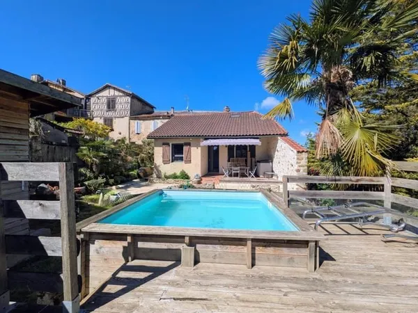 Charmante maison rénovée en coeur de village