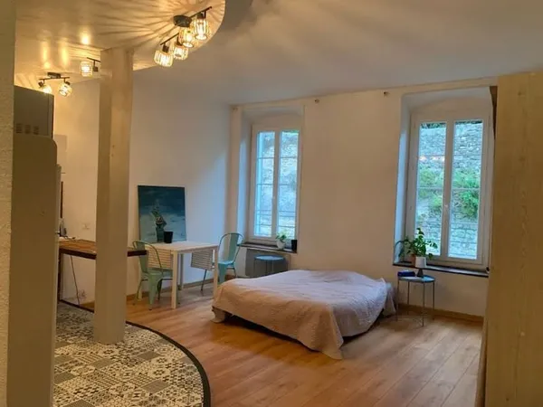 Studio 1 pièce 30 m²