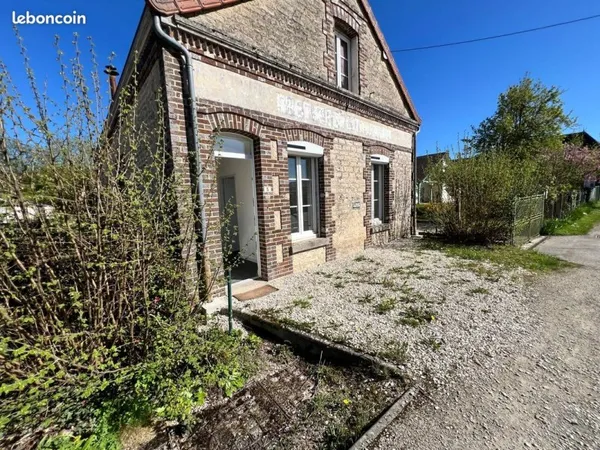 Local professionnel à louer - Les Bordes Aumont (10800)