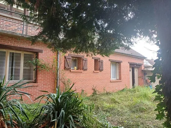 Bien immobilier de rendement Vente Noyon 8p 176m² 199000€