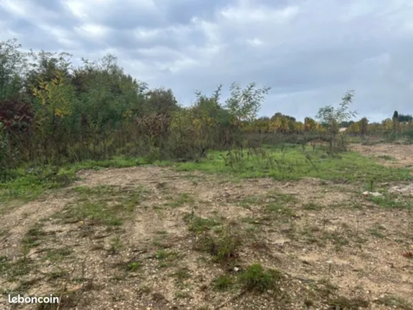 Terrain 1 200 m² Saint Selve