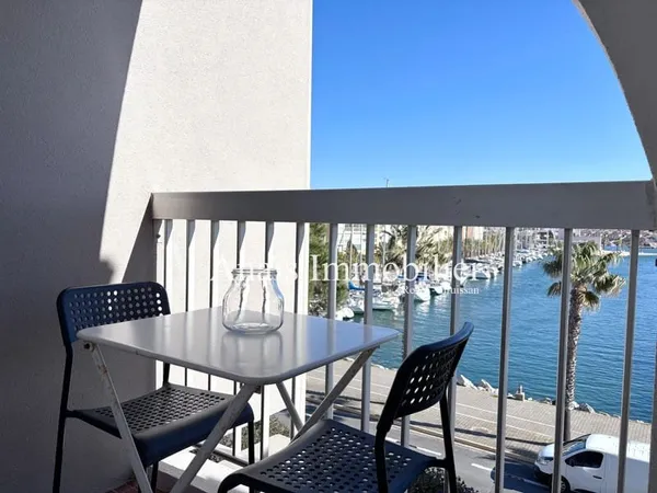 Appartement T2 meublé Vue port Parking Résidence sécur