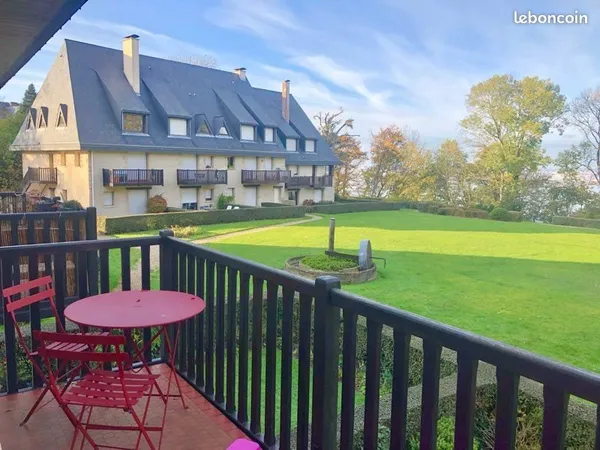 Appartement 49m2 vue mer - airbnb 20k annuel