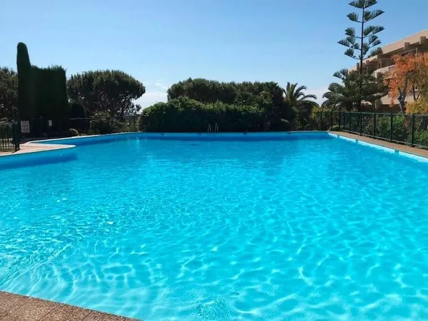 Studio 1 pièce 21 m²
