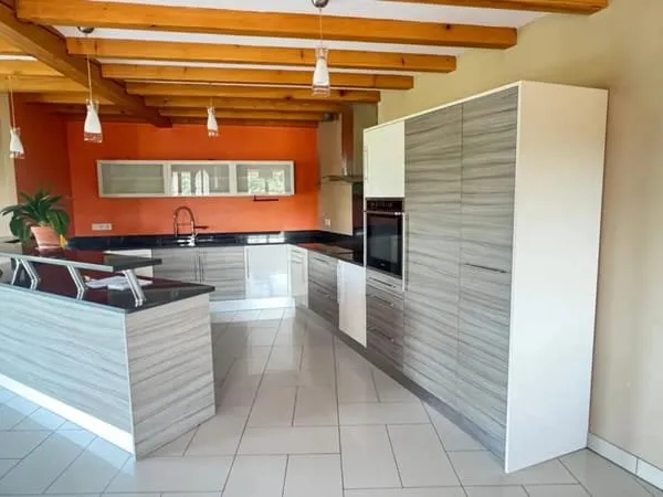 Maison en pierres de 139 m² à Najac