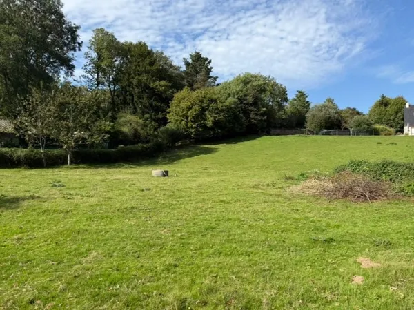 Terrain constructible 2050m2