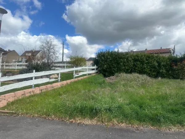 Terrain 1200 m²