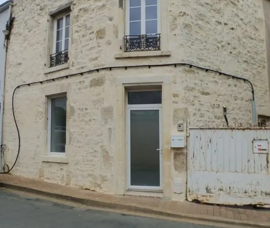 Local 100 m² Chantonnay