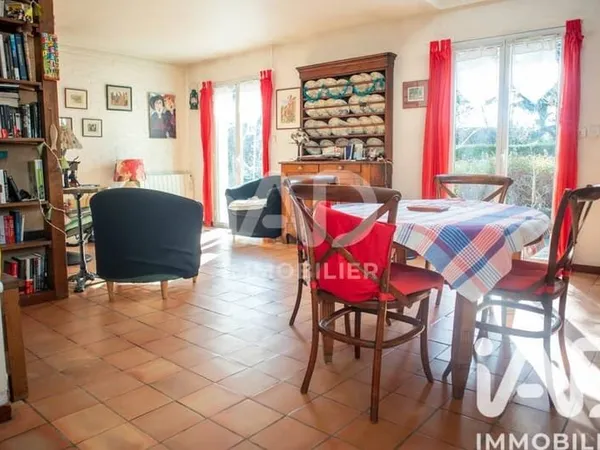 Maison de plain-pied 6 pièces 105 m²