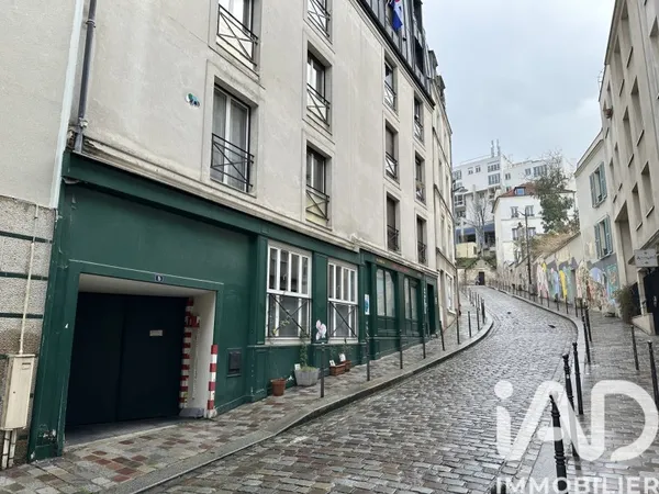 Parking 14 m²