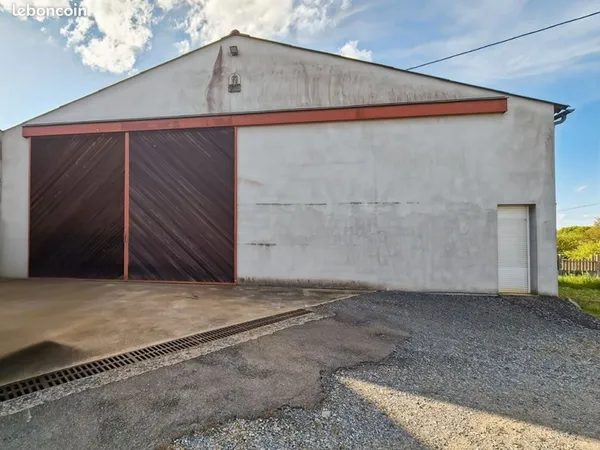 Maison 4 pièces 296 m²