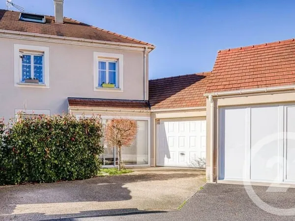 Maison 6 pièces 105 m²