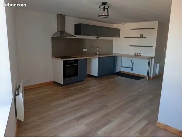 Loue T2 centre ville de Chauvigny
