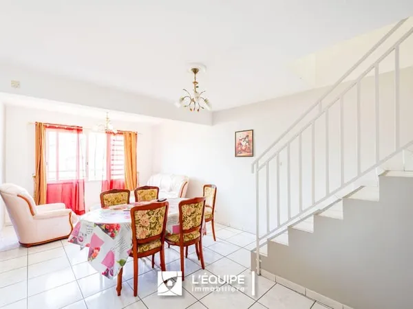 À vendre appartement avec terrasse à Saint-André