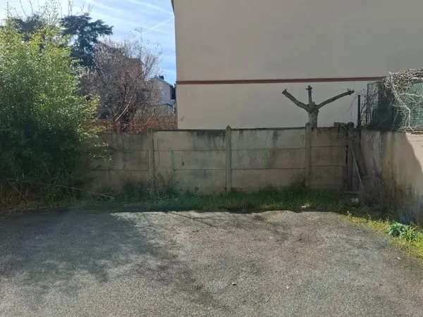 Place de parking, rue de Bourrassol