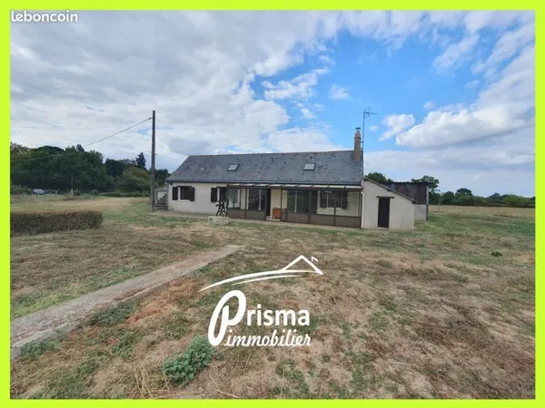 Calme absolu pour cette longère 4 chambres sur 1.8 hectares