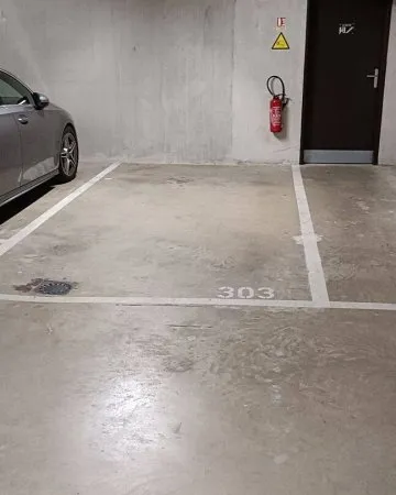 Parking 14 m²