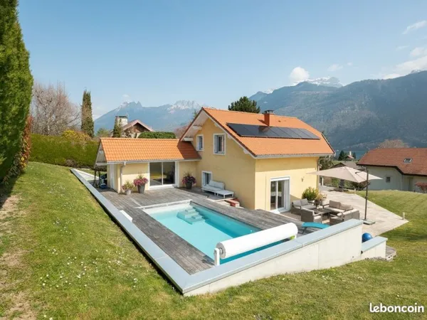 L'Aurore, villa avec piscine vue lac et montagnes