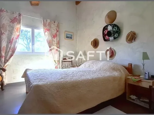 Maison 5 pièces 165 m²