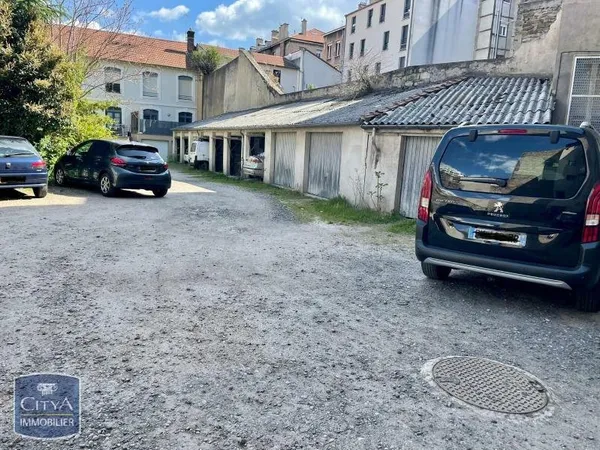 Stationnement Location Saint-Étienne   86€