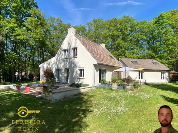 Propriété 7 pièces 200 m²