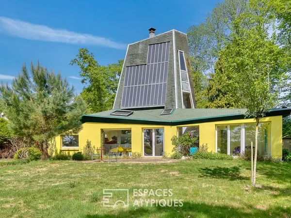 Maison d'architecte en bordure du Golf du Champ de Bataille