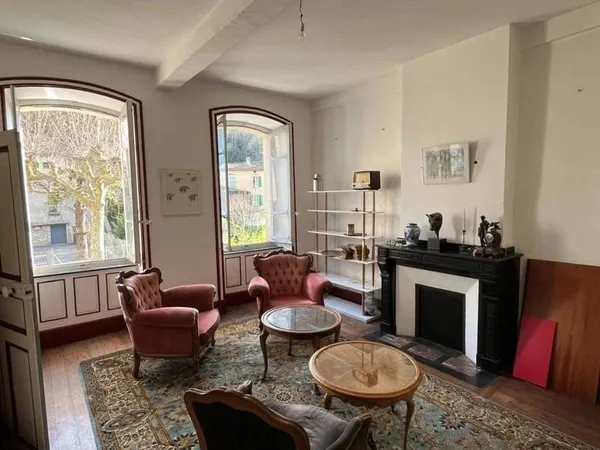 Maison 6 pièces 160 m²