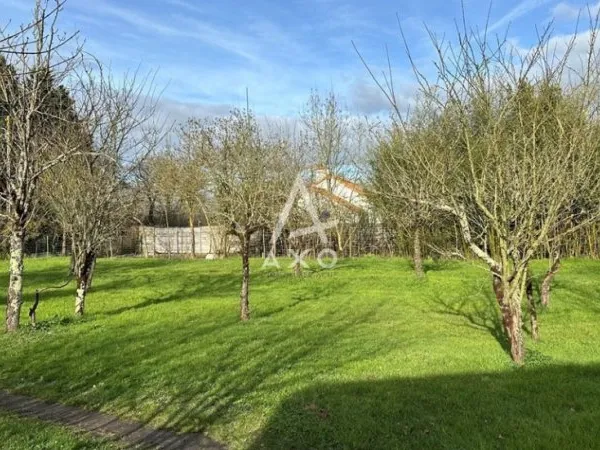 Terrain 436 m²