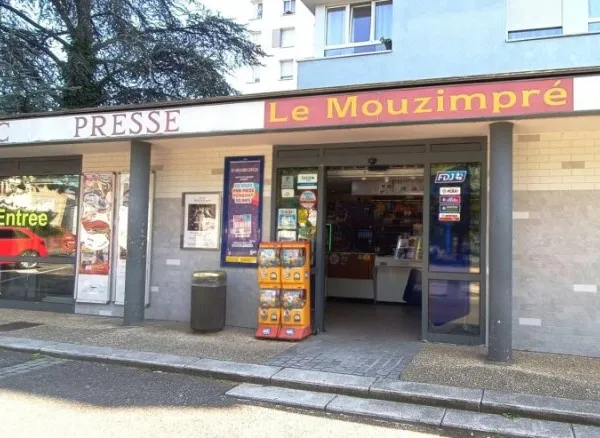 Commerce 90 m²