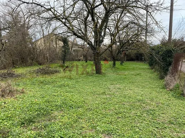 TERRAIN CONSTRUCTIBLE 600 M²