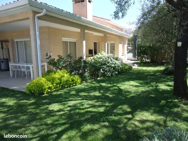 Maison fonctionnelle trés bien située