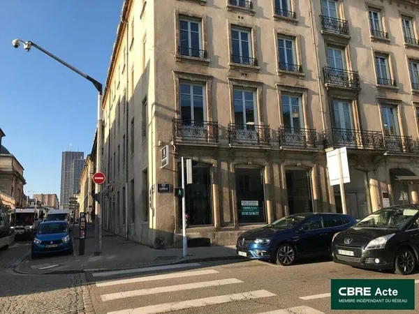 Bureau 113 m²