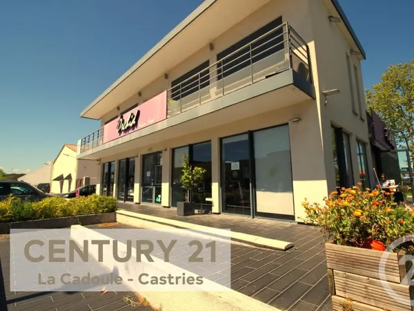 Local 225 m²