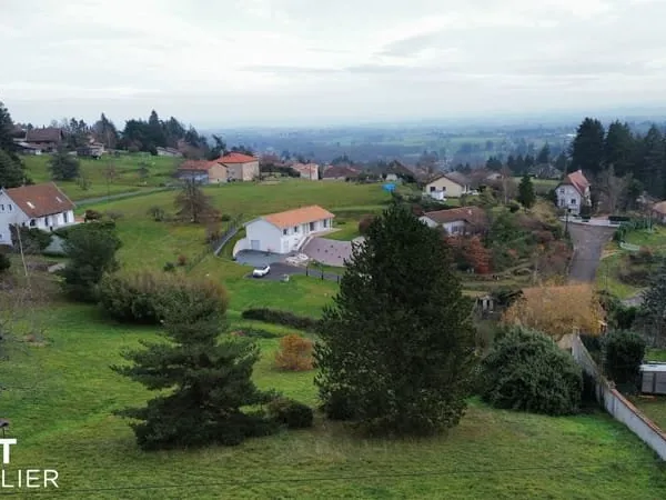 À vendre Terrain de 2 042 m² à Renaison