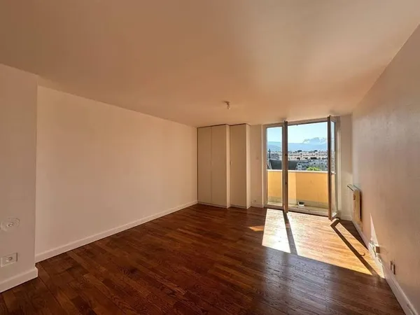 Appartement Location Grenoble 1p 27m² 470€