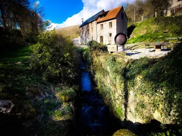 Gite de groupe+maison individuelle en pleine nature