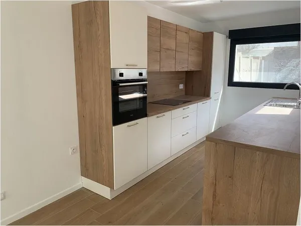 Maison Location Lille 5p 100m² 1380€