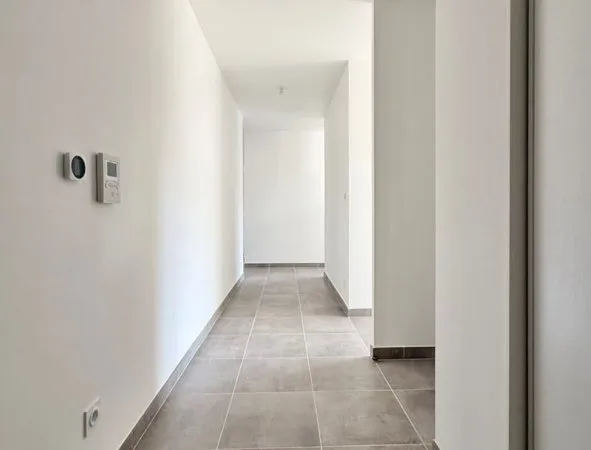Appartement neuf 2025 90 m2 habitables + terrasse 28 m2