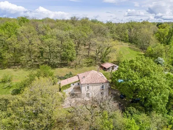 Maison de campagne avec piscine