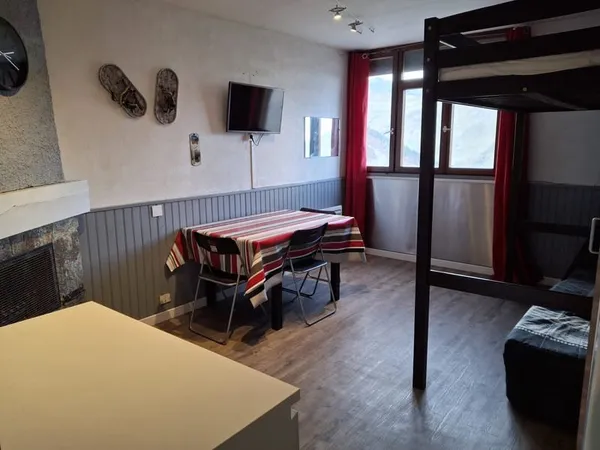 Pla d' Adet studio avec cellier de 5m2 résidence Armazan