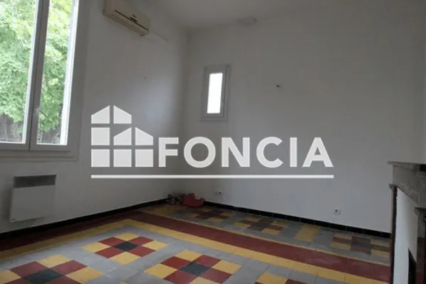 Maison Location Nîmes 3p 65m² 745€